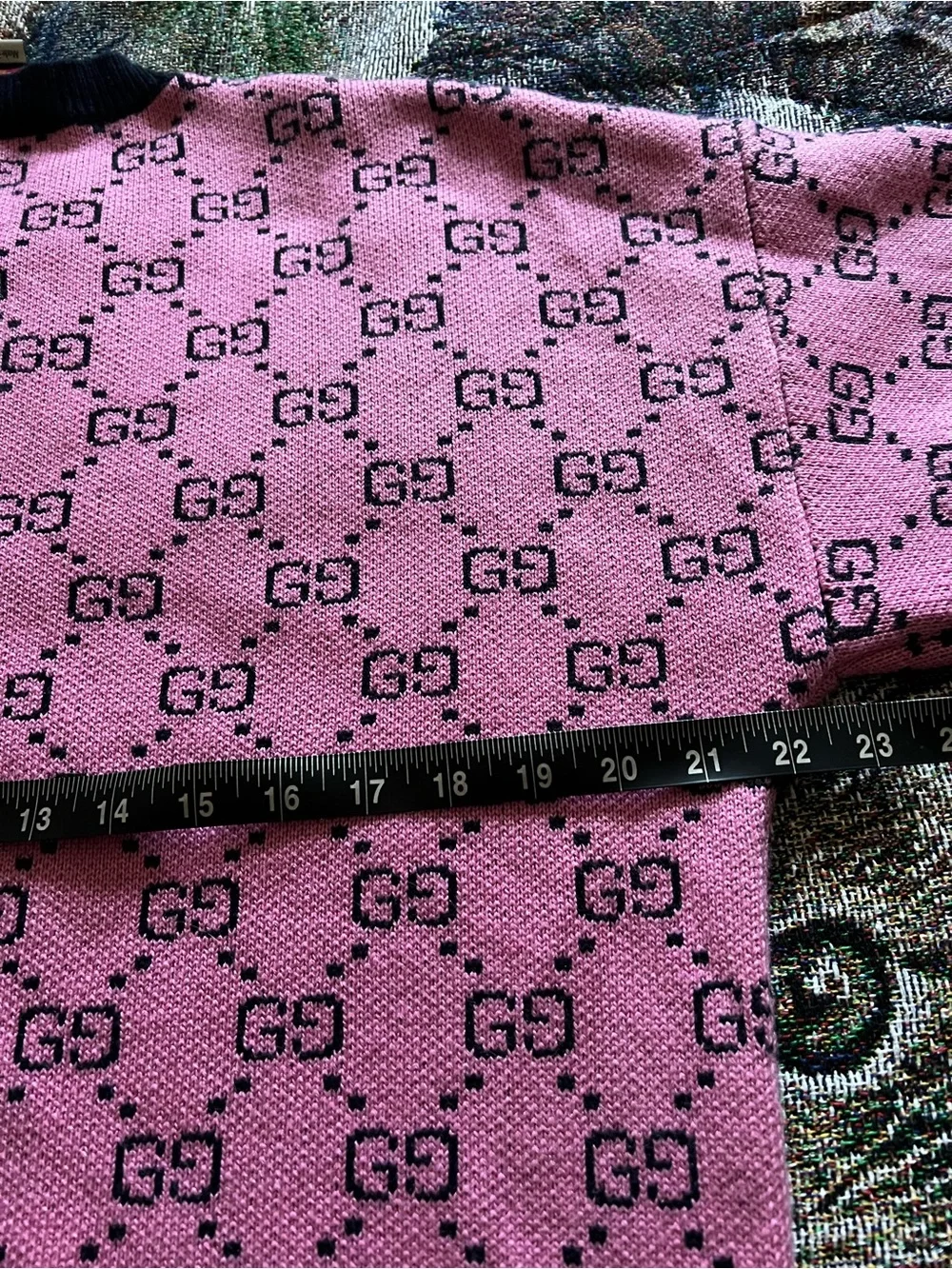 Gucci Pink GG Logo Crewneck Sweater with Navy Trim